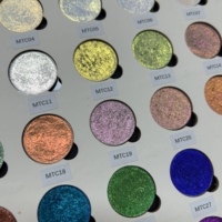 Fard à paupières en poudre satiné-métallique multichrome haute pigmentation, personnalisable, pour fêtes et usage quotidien, résistant à l'eau, OEM ODM acceptés