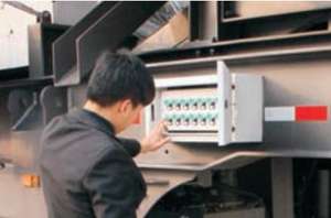 High Efficiency Heavy Duty Primary Mobile Jaw Crusher Plant AC Motor 1-3t/h Mining Quarry Stone Aggregate Crushing Station - Product Image 6