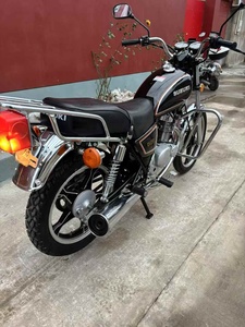 <span class=keywords><strong>Suzuki</strong></span> GN125 <span class=keywords><strong>Mini</strong></span> Cruiser, <span class=keywords><strong>moto</strong></span> de rue <span class=keywords><strong>125cc</strong></span>, capacité de transport de marchandises, adaptée à toutes les conditions routières - Product Image 5