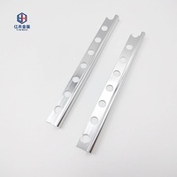 Le plus récent profil de garniture de carreaux de céramique en aluminium de style moderne pour balcon décoratif pour les applications hôtelières