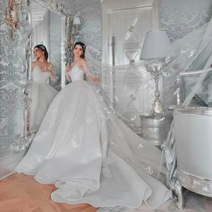 <span class=keywords><strong>Vestidos</strong></span> <span class=keywords><strong>de</strong></span> <span class=keywords><strong>Novia</strong></span> <span class=keywords><strong>de</strong></span> Lujo con Cuentas <span class=keywords><strong>de</strong></span> Cristal, Falda Larga Hinchada, Escote en V y Manga Larga, para Novias - Product Image 4