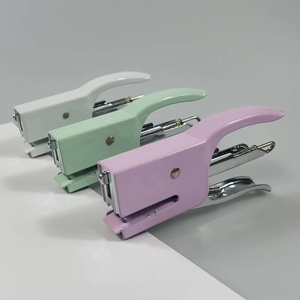 Macaron couleur 10 # agrafes 16 feuilles manuel petit bureau métal pince agrafeuse - Product Image 2