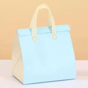 Sacs fourre-tout écologiques en non-tissé de qualité alimentaire avec feuille d'aluminium, imprimés sérigraphiés avec logo personnalisé, poignée longue pour glacière - Product Image 6