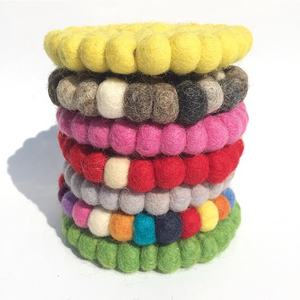 Tappetino Artigianale Nepalese in Lana, Sottobicchiere per Tè, <span class=keywords><strong>Tappeto</strong></span> <span class=keywords><strong>Rotondo</strong></span> in Feltro - Product Image 3