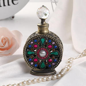 Bouteilles d'huile de <span class=keywords><strong>parfum</strong></span> de mode vieux arabe de 15ml avec couvercle en métal doré égyptien bouteille de <span class=keywords><strong>parfum</strong></span> en verre arabe - Product Image 6