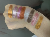 Palette de maquillage avec différentes options de couleurs, fard à paupières scintillant métallique diamant, fard à paupières métallique pailleté, fard à paupières unique scintillant