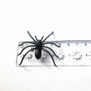 Petite araignée noire, jouet farfelu, figurine personnalisée, jouets en plastique, bricolage, décoration pour Halloween et le Poisson d'avril - Product Image 2