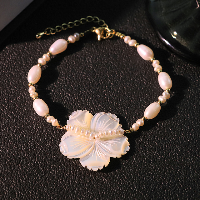 Natural Pearl Shell Flower Copper Bead Bracelet Handmade Design Luxurious Bracelet Gift Banquet Women's Jewelry GB1359
