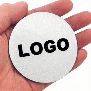 Servicio de Suministro a Granel de Etiquetas Metálicas de Identificación para Equipos Deportivos de Exterior, de Aluminio Fundido a Presión Personalizado, de Alta Resistencia, Suministro Directo de Fábrica - Product Image 3
