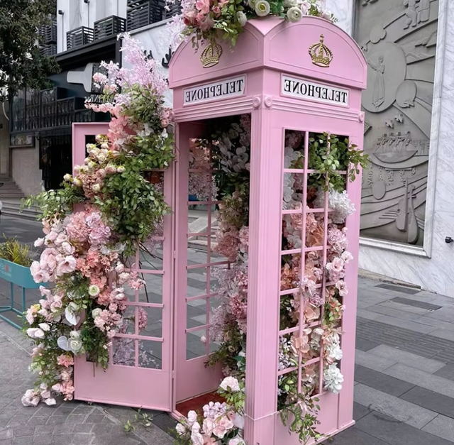 Telephone Phone Booth Hot Sale New Art Installation British Antique pink Floral London Telephone Booth