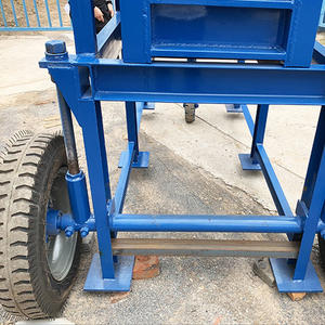 Petit concasseur à mâchoires mobile à moteur diesel pour l'extraction de pierres, diamants et or, à haut rendement - Product Image 1