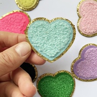 Offre Spéciale – Écussons thermocollants 3D en chenille dorée à paillettes, brodés en forme de cœur, pour chapeaux