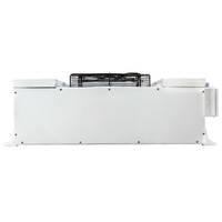 Armoire horizontale à profil bas avec panneau revêtu résistant à la rouille, triple ventilateur, dissipateur de chaleur par condensation pour atelier de transformation des produits de la mer