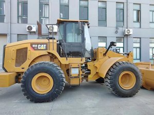 รถตักล้อยาง Caterpillar 950GC มือสอง ปี 2020 รับน้ำหนักได้ 5500 กก. กำลัง 151 กิโลวัตต์ ของแท้จาก CAT สหรัฐอเมริกา สำหรับงานก่อสร้างและเหมืองหิน - Product Image 1
