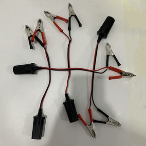 Morsetto universale nero per batteria <span class=keywords><strong>auto</strong></span> 12V con cavo adattatore per presa <span class=keywords><strong>accendisigari</strong></span>, clip di emergenza per avviamento assistito, prodotto in Cina - Product Image 3