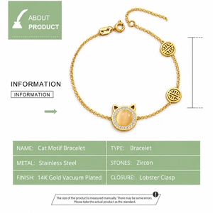 Bracelet en zircon avec oreilles de chat et maillons géométriques ronds, en acier inoxydable, plaqué or 14 carats sous vide - Product Image 2