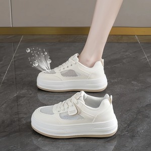 Zapatillas Deportivas para Mujer, Blancas, con Cordones, Malla Transpirable, Suela Gruesa, Versátiles, Modernas, Estilo Skate, Casuales - Product Image 2