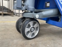 Nouveau transpalette manuel hydraulique ICHIMENS 540x2000mm avec roues tandem en caoutchouc PU, capacité 2,0 tonnes, utilisation intérieure/extérieure, Quicklift Vietnam