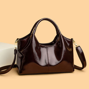 Bolso de cuero PU de diseñador de alta calidad, elegante y con estilo, bolso de hombro de gran capacidad, bolsos tote para mujer, bolsos diarios para damas. - Product Image 4