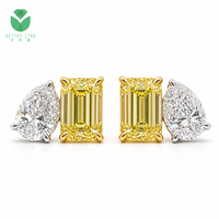 Boucles d'oreilles Toi et Moi en or 18 carats certifiées IGI avec diamant blanc taille émeraude VVS cultivé en laboratoire et serti griffe pour femme