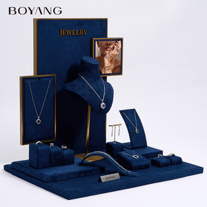 Boyang Individuelle Schmuckvitrine Luxus Samt Metall Schmuckständer Requisiten - Product Image 2