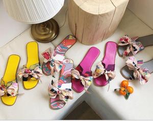 2023 vendita calda faddish moderno carino nudo sexy antiscivolo papillon indoor pantofole estive <span class=keywords><strong>sandali</strong></span> per le donne ragazze - Product Image 6