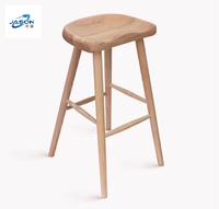 Tabourets modernes à ossature en bois massif pour salle à manger Salon Restaurant Chaises en bois pour cafés hôtels et mariage à vendre