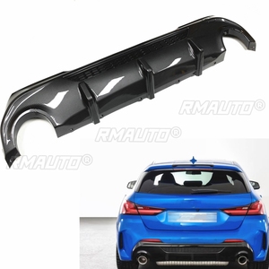 Difusor de Parachoques Trasero para BMW Serie 1 F40 2019-2023 M Sport M135i, Aspecto de Fibra de Carbono/Negro Brillante, Placa Divisora de Alerón - Product Image 1