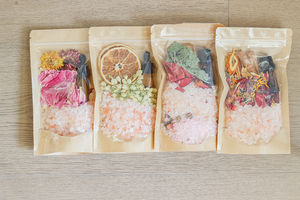 Sales de Baño del Himalaya con Aroma a Rosas para Relajación y Revitalización de la Piel - Product Image 3