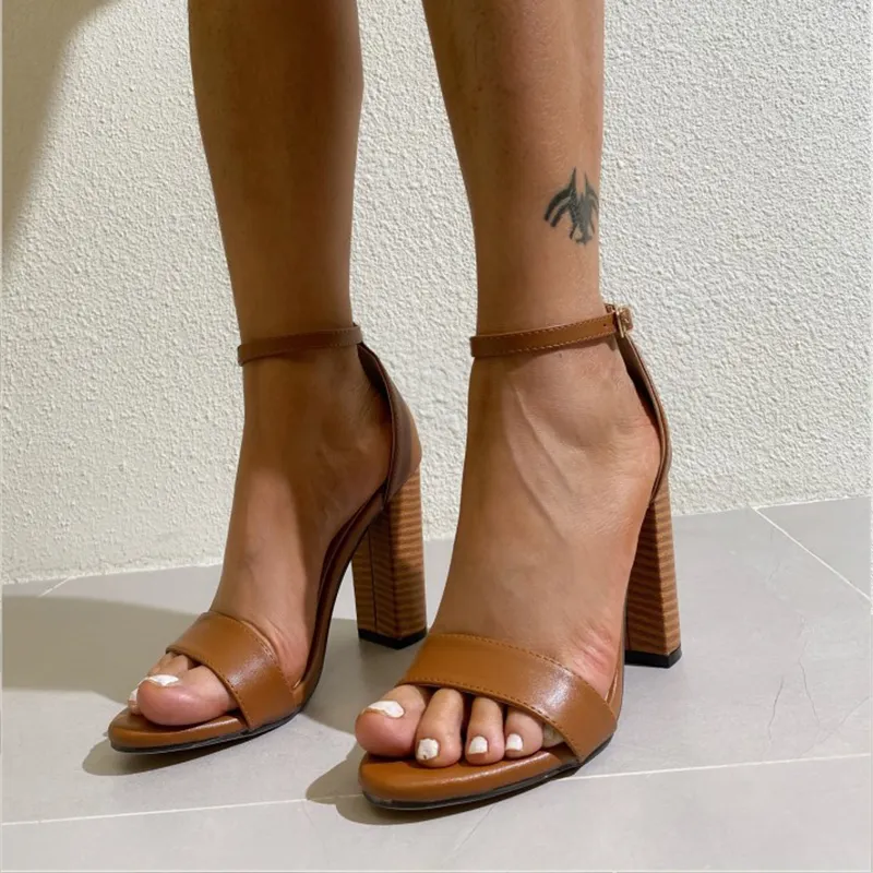 Sandales à talons épais, bout ouvert, talons hauts sexy, sur un côté, à semelles épaisses, nouvelle collection été 2021