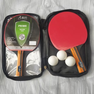 Raquettes de tennis de table en bois de haute qualité à prix avantageux avec trois balles de ping-pong - Product Image 3