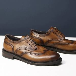 Chaussures Oxford en cuir pour hommes, pour le bureau et la carrière, automne-hiver, souples, confortables, respirantes, légères, antidérapantes, imperméables, avec fermeture à boucle - Product Image 4