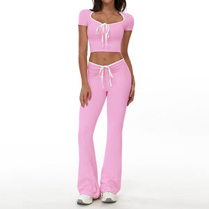 Conjunto de Yoga, Top <span class=keywords><strong>Corto</strong></span> de Manga Corta en Contraste y Pantalones Acampanados, Traje Deportivo para Exteriores - Product Image 5