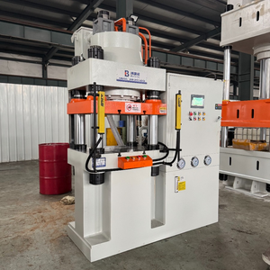 Presse hydraulique à quatre colonnes de 315 tonnes pour le poinçonnage des métaux et le pressage à chaud des produits en caoutchouc - Product Image 3
