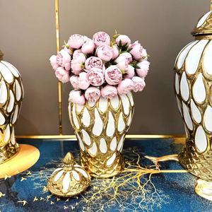 Vase à fleurs de luxe européen, vase décoratif de table pour hôtel, pot à gingembre en céramique de porcelaine pour la décoration intérieure - Product Image 4