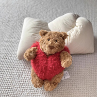 Nouvelle Arrivée Noël Royaume-Uni : Ours de Barcelone en Forme de Cœur, Cadeau de Saint-Valentin, Peluche Super Douce Anti-Stress, Idée Cadeau Attentionnée
