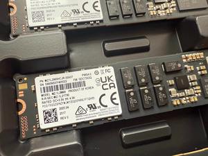 HORNG SHING Disque SSD utilisé MZ1L2960HCJR-00A07 PM9A3 M.2 960G SATA 6Gbps SSD - Product Image 2