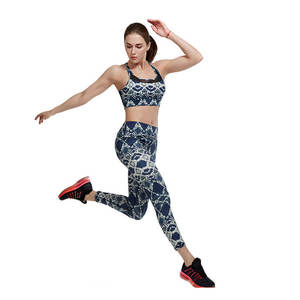 Ensemble de vêtements de sport pour hommes en fourrure de mouton lavée, respirant, extensible, personnalisable avec logo OEM, idéal pour l'hiver et la gym – Vente en gros - Product Image 4