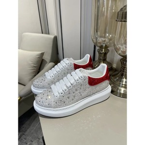 Nuevas Zapatillas Unisex de Suela Gruesa y Caña Alta con Diseño Degradado de Purpurina, Cordones de Diamantes de Imitación y Característica Desechable - Product Image 1