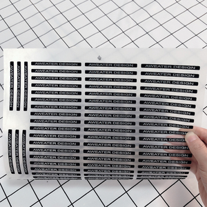 Vuelos de impresión de pantalla de ropa de hierro en <span class=keywords><strong>etiquetas</strong></span> de transferencia de calor de silicona Etiqueta de goma - Product Image 3