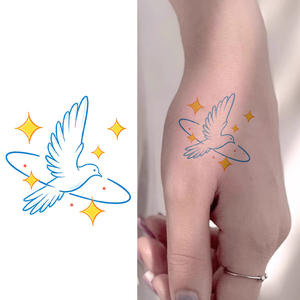 Tatuaggi colorati temporanei adesivi per tatuaggi <span class=keywords><strong>stelle</strong></span> e uccelli simpatici cartoni animati impermeabili adatti per braccia e gambe - Product Image 1
