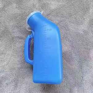 Urinoir pour personnes âgées avec couvercle Pot de chambre en plastique pour hommes et femmes - Product Image 3