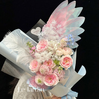 Nouveau bouquet de fleurs créatif avec oiseau et ciel en forme d'aile Emballage en papier Fleur Papier d'emballage Fleur Art Store Vente en gros