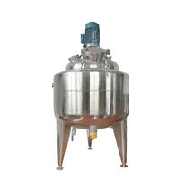 Cuve mélangeuse à double enveloppe avec agitateur et réacteur, pour le mélange de boissons