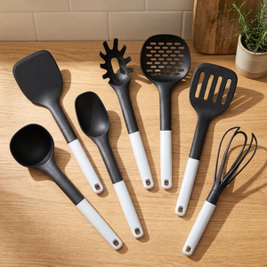 Ensemble d'ustensiles de cuisine en nylon 7 pièces, outils de cuisson antiadhésifs de qualité alimentaire résistants à la chaleur avec trou de suspension pour la maison et les restaurants - Product Image 6