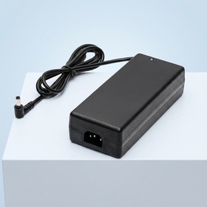 Chargeur <span class=keywords><strong>de</strong></span> batterie au lithium universel 12,6 V 6 A avec entrée <span class=keywords><strong>de</strong></span> tension large plage 90-264 V CA, adapté aux ventes chaudes sur AliExpress - Product Image 1