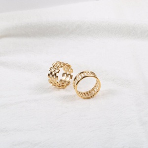 Phụ Nữ Phổ Biến 18K Vàng PVD Mạ Thép Không Gỉ Chunky Link Hollow Chain Kỹ Sư Nhẫn - Product Image 4