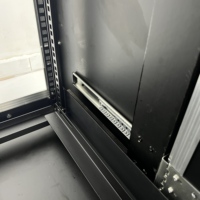 Boîtier de transport empilable 20U IP67 étanche et antichoc de haute qualité OEM/ODM pour amplificateur avec portes coulissantes avant/arrière