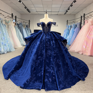 Robe de bal Quinceañera élégante bleue en jacquard avec perles, traîne chapelle, décolleté cœur, appliques en dentelle, perles et imprimé cristal 1513 - Product Image 2