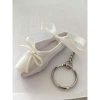 7.8cm Handmade Cute Mini Simulation Satin Pointe Shoes Key Rings Ballet Shoes Keychain Handbag Bag Charm Pendant Accessories